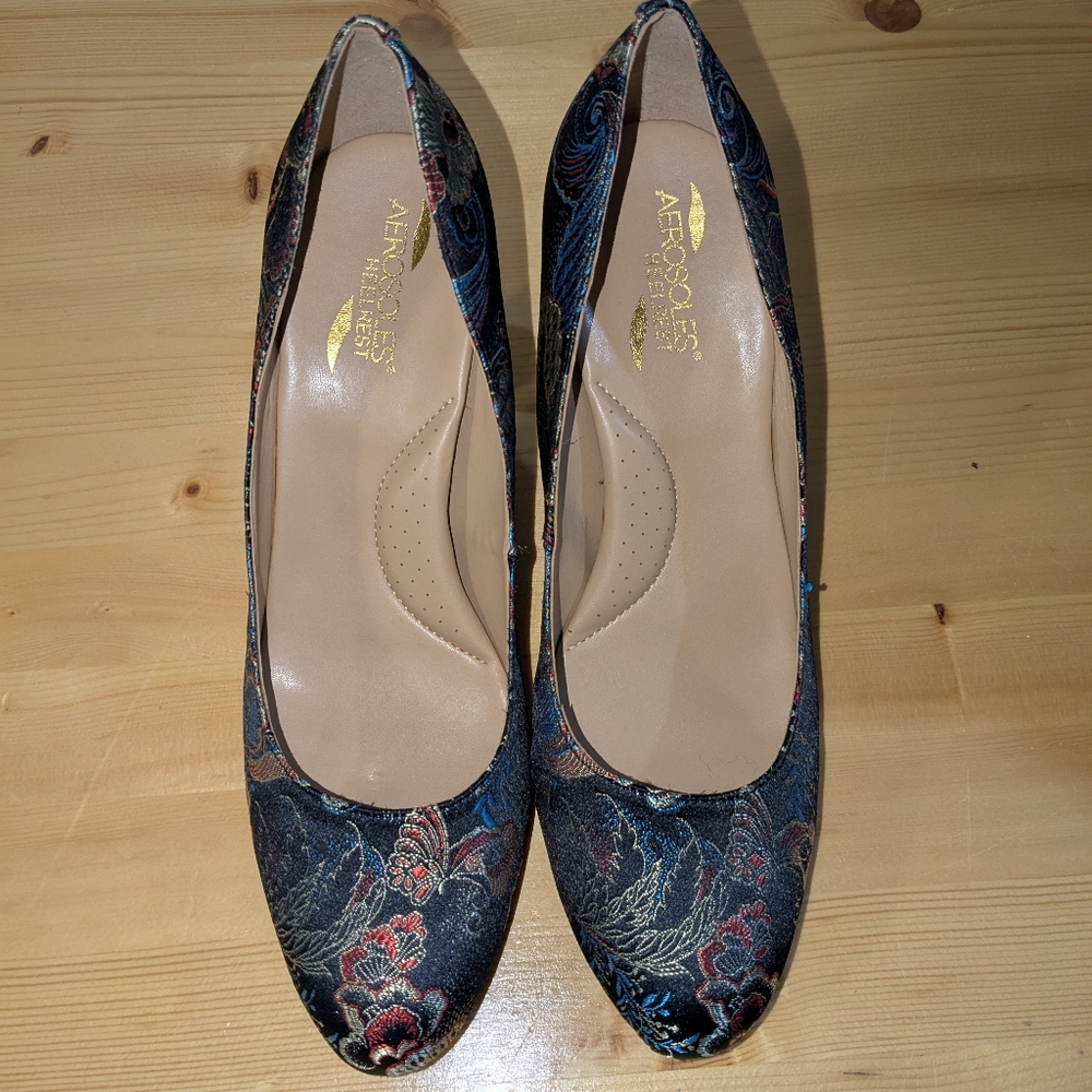 Elegant Multicolor Women's Heels - Picture 8 of 8